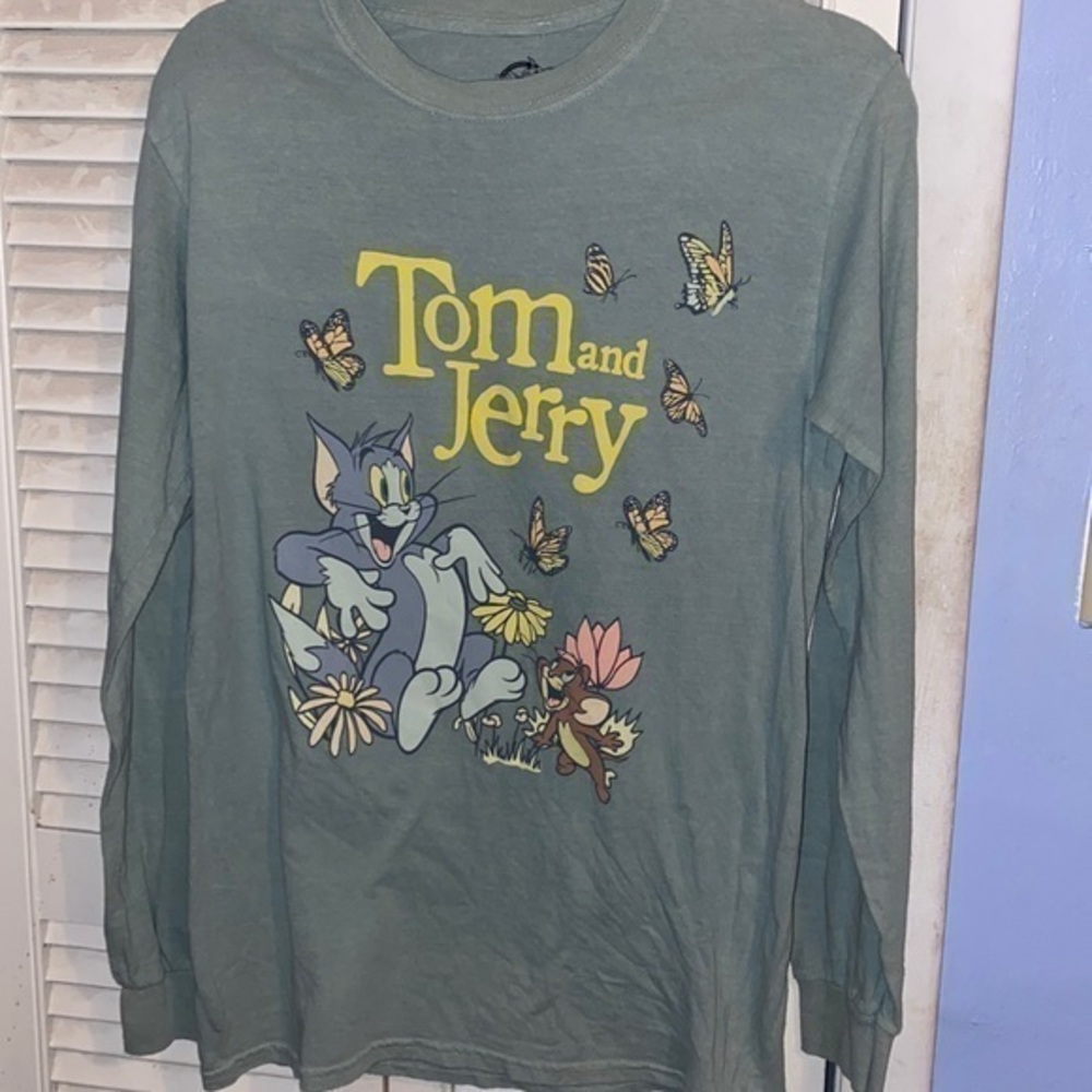 Tom and Jerry butterfly long sleeved shirt